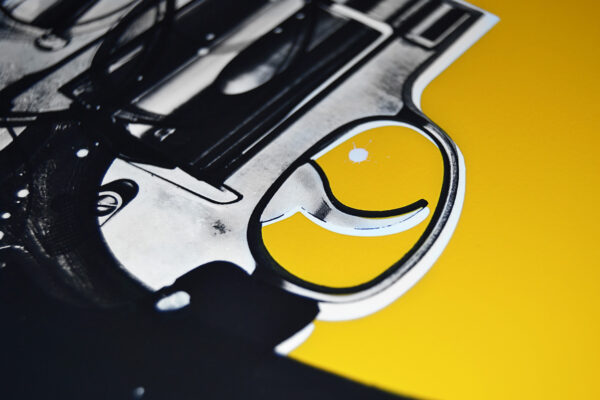 Ti-piace-la-mia-pistola-Yellow-fine-art-print